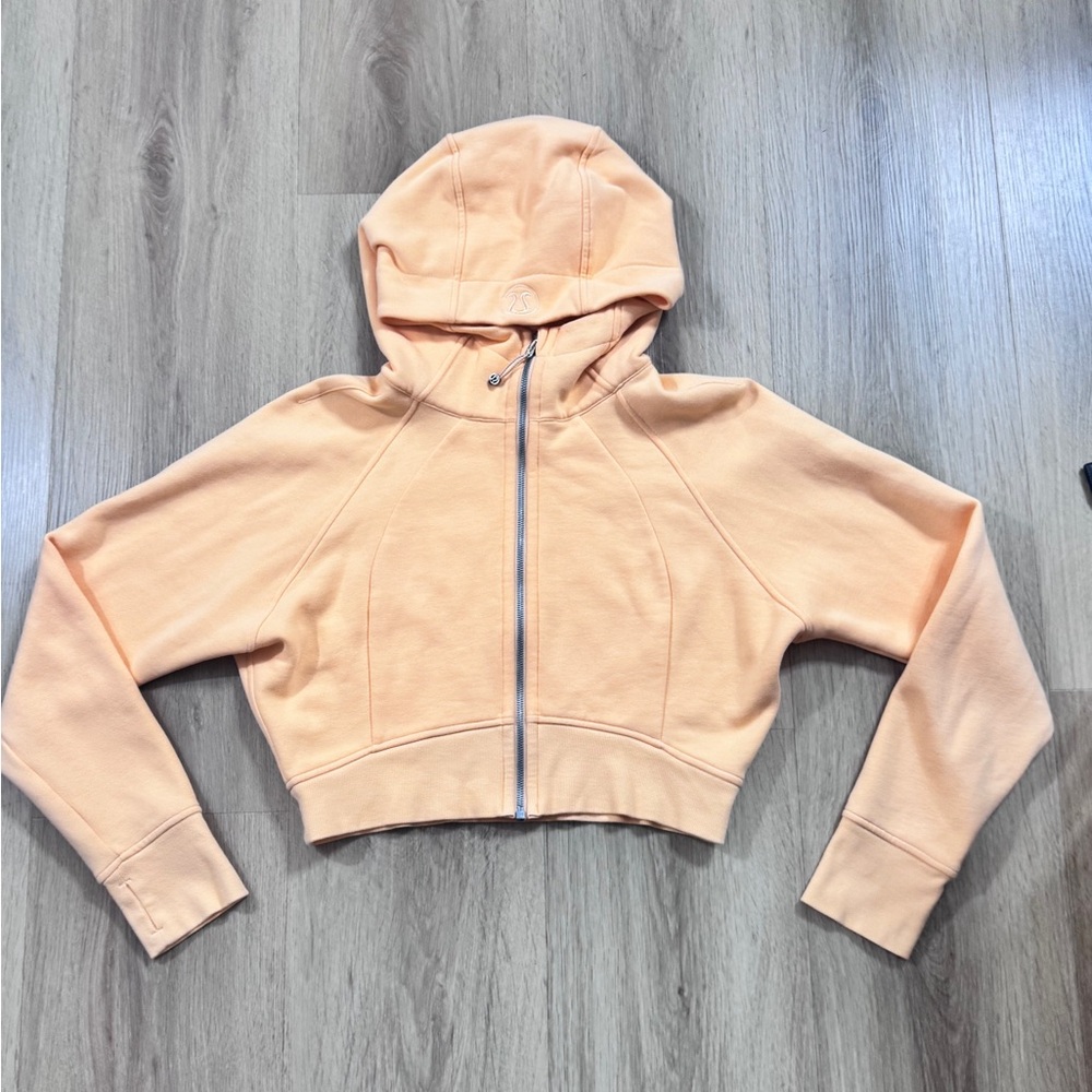Lululemon cropped full zip scuba.